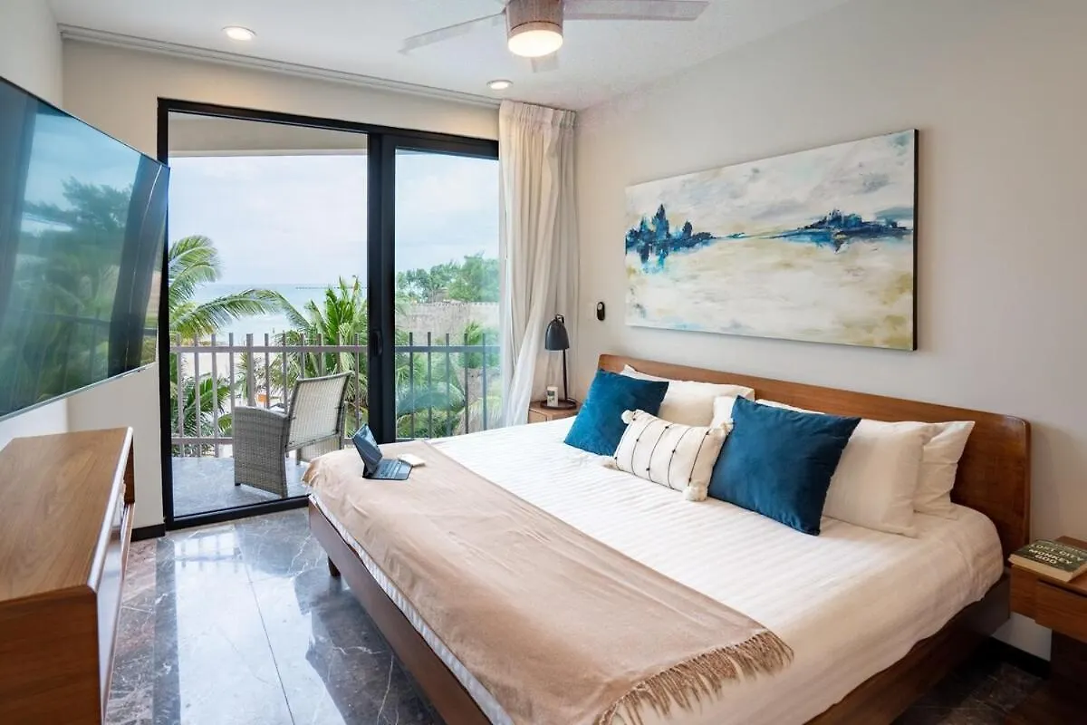 Apartment Beachfront Condo Roof Pool 5Th Ave 2 Blocks Gym Playa del Carmen