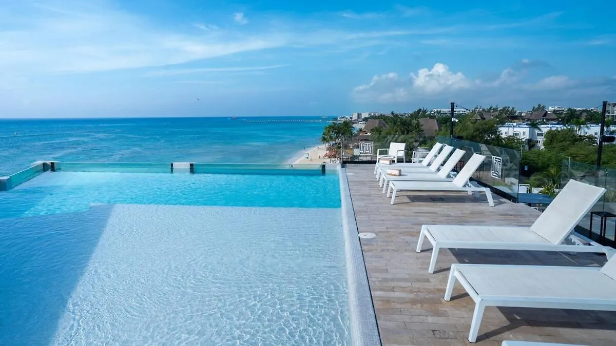 Beachfront Condo Roof Pool 5Th Ave 2 Blocks Gym Playa del Carmen Mexico